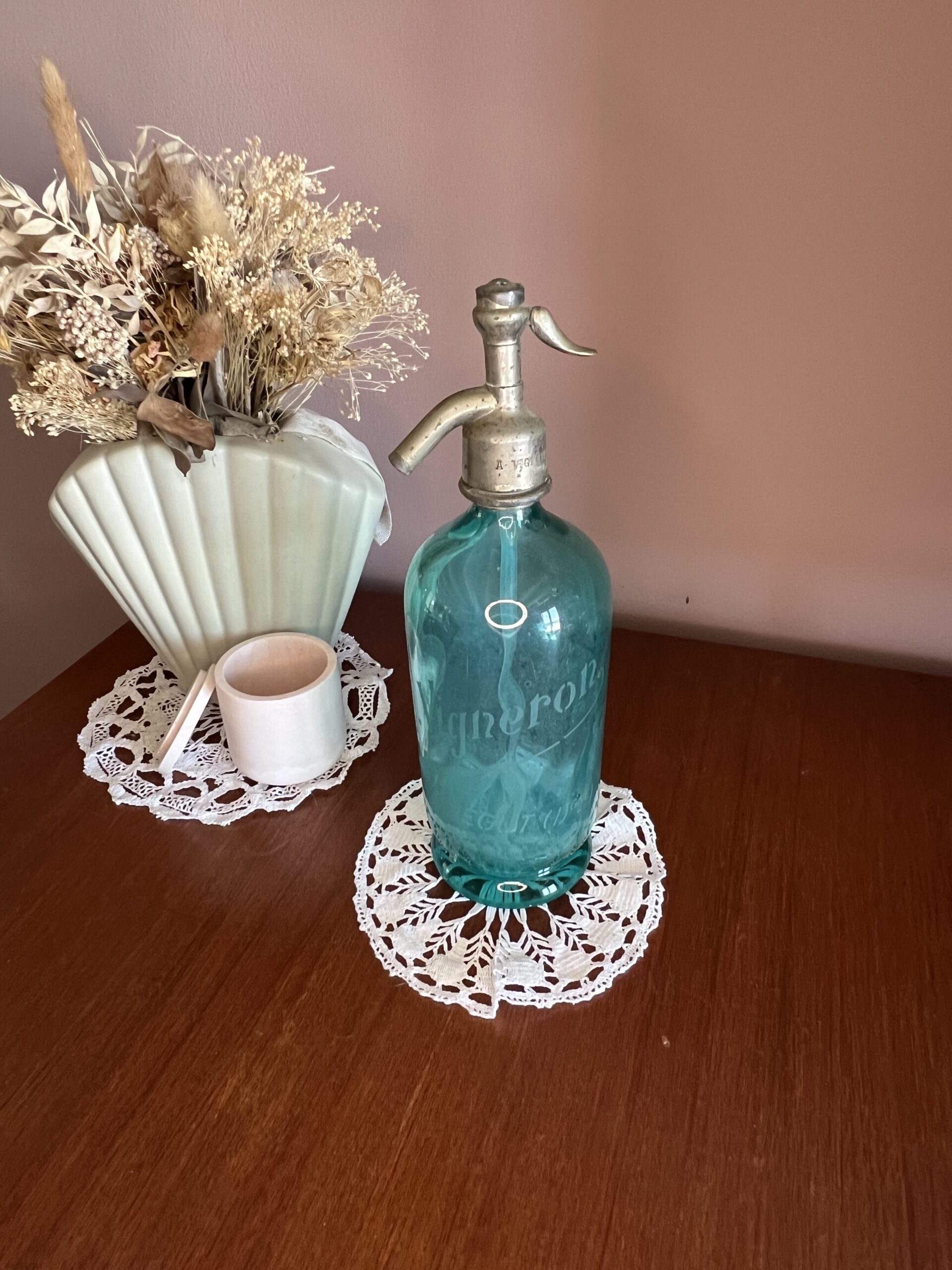 Ancien siphon en verre bleu - débarras rochefortais