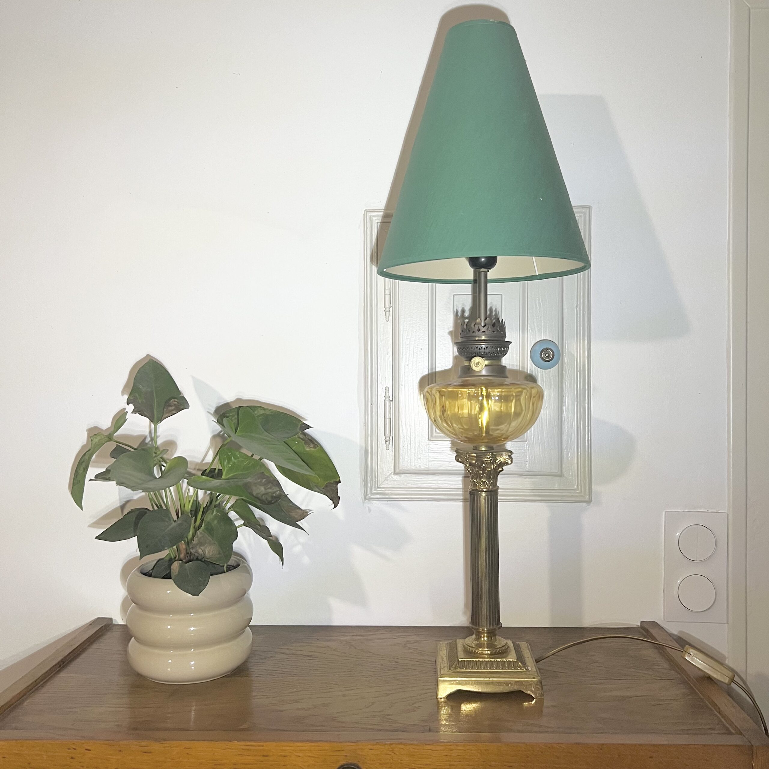 Lampe de bureau - debarras rochefortais