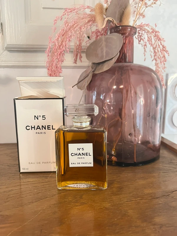 Flacon Eau de Parfum Chanel N°5