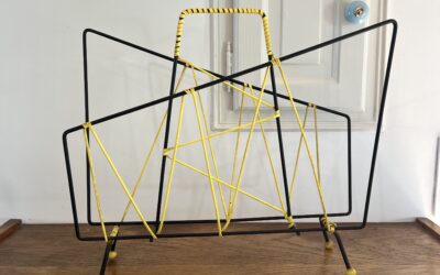 Porte-revues vintage scoubidou